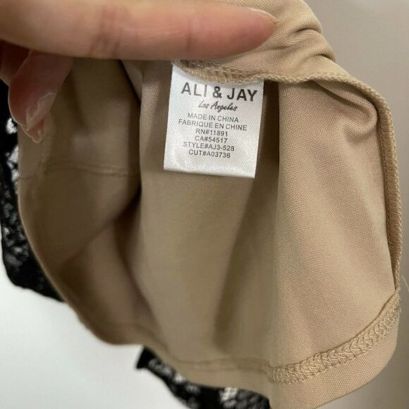 Ali & Jay Desert At Dusk Dress Lace Overlay Lined Large Black Bodycon Mini - Picture 7 of 9